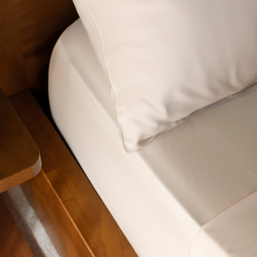 FurAway Pillowcase Set